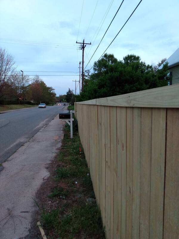 custom fence road side